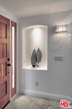 6436 Lunita Rd in Malibu, CA - Building Photo - Building Photo