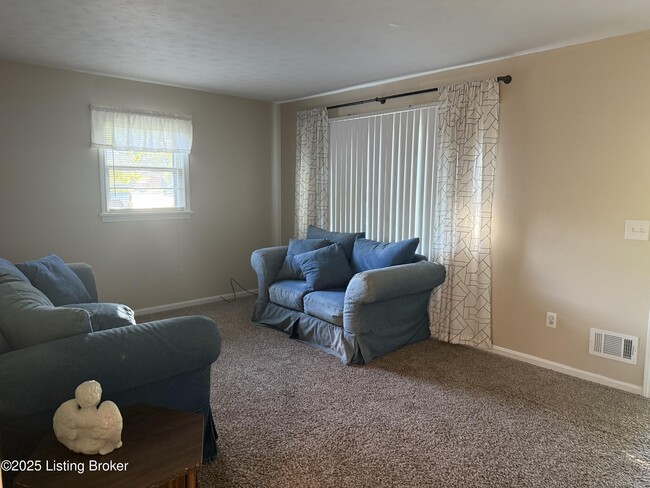 5301 Adkins Rd in Louisville, KY - Building Photo - Building Photo