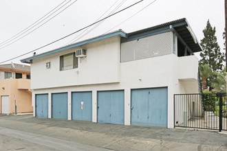 13291 Fletcher St in Garden Grove, CA - Building Photo - Building Photo