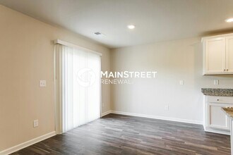 477 Lake Carol Dr in Zebulon, NC - Building Photo - Building Photo