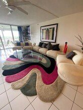 3507 Oaks Way in Pompano Beach, FL - Building Photo - Building Photo