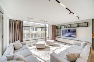 2222 Detroit Ave, Unit 407 in Cleveland, OH - Building Photo