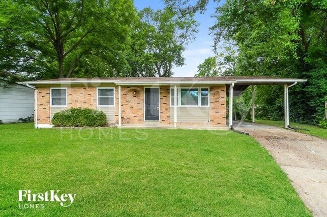 property at 11931 Del Reo Ct