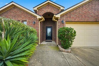 2007 Sterling Gate Dr in Heartland, TX - Building Photo - Building Photo