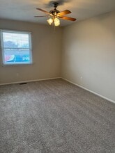 622 Yale Blvd in St. Charles, MO - Building Photo - Building Photo