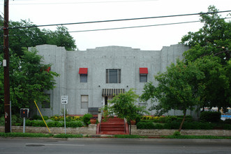 922 N Haskell Ave in Dallas, TX - Building Photo - Building Photo