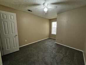 7266 German Creek Park in Memphis, TN - Building Photo - Building Photo