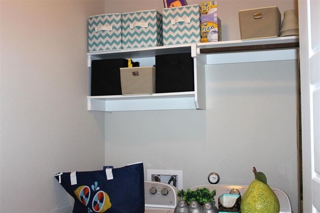 11052 Kirkoswald Rd in Austin, TX - Building Photo - Building Photo