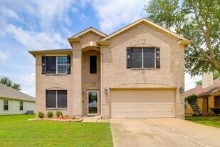 8019 Berkely Ct in Baytown, TX - Building Photo