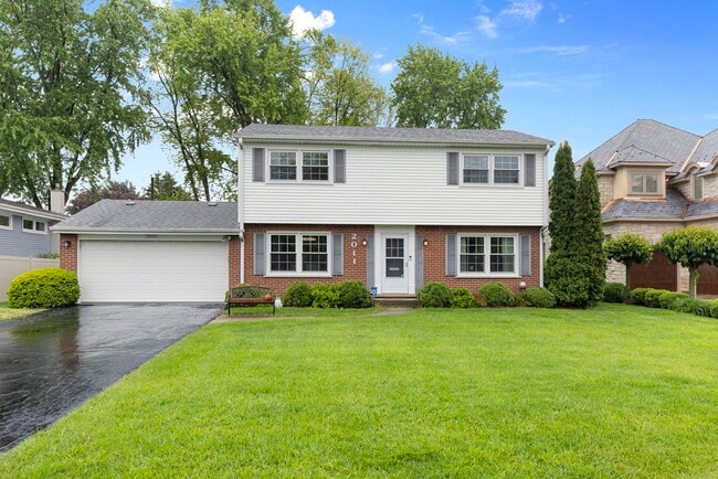 property at 2011 Brentwood Rd