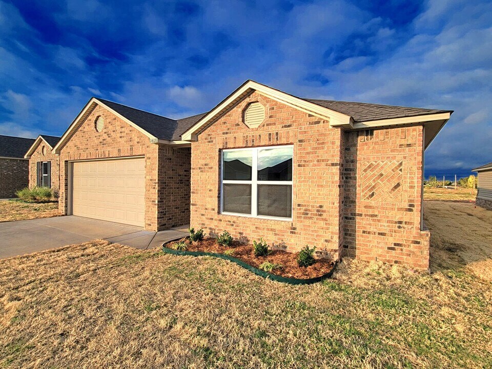 1408 Chuck Wagon Dr in El Reno, OK - Building Photo