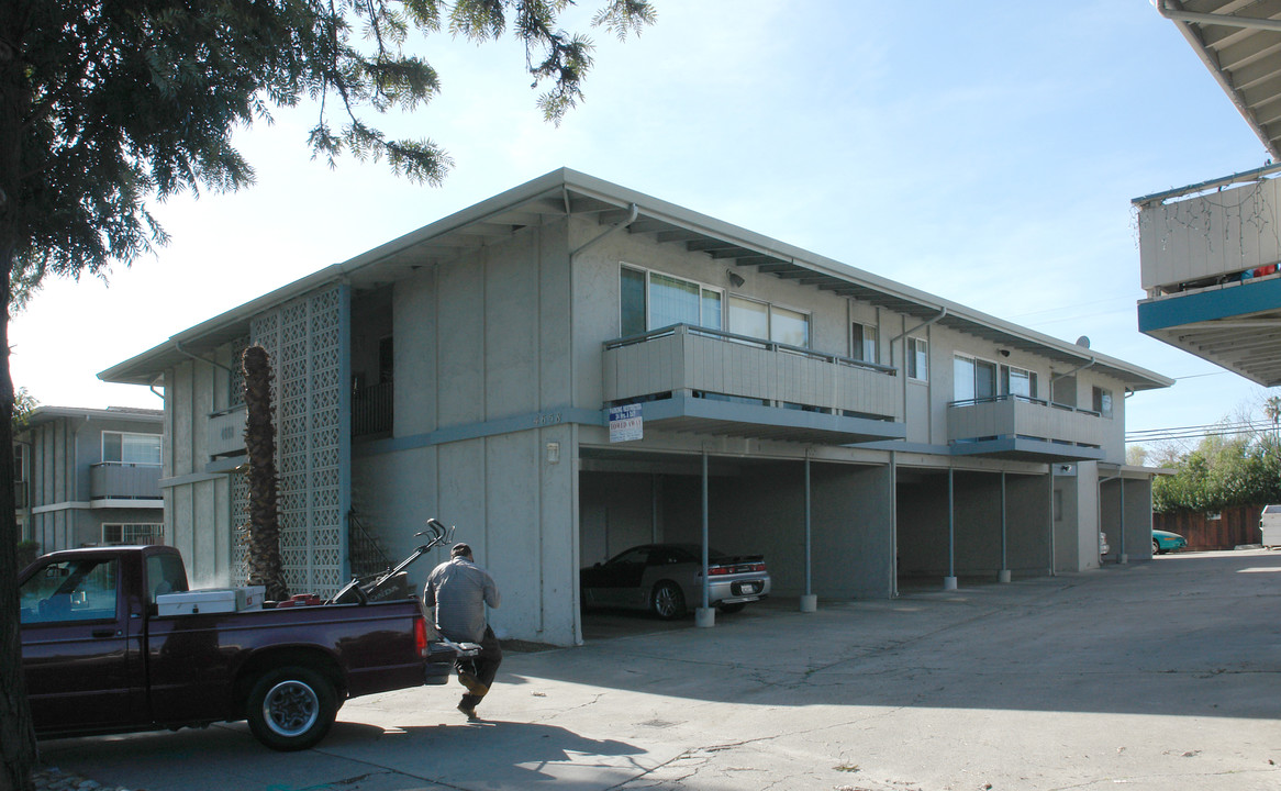 4658 Campbell Ave in San Jose, CA - Foto de edificio