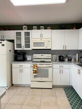 16204 SW 60th Terrace in Miami, FL - Building Photo - Building Photo