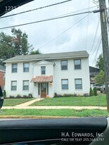 1231 Riverside Dr in Tuscaloosa, AL - Building Photo