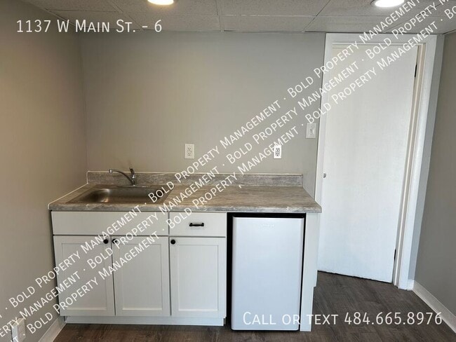 1137 W Main St in Annville, PA - Building Photo - Building Photo