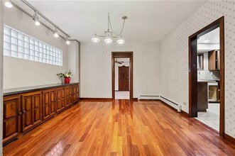 5353 Beeler St in Pittsburgh, PA - Foto de edificio - Building Photo