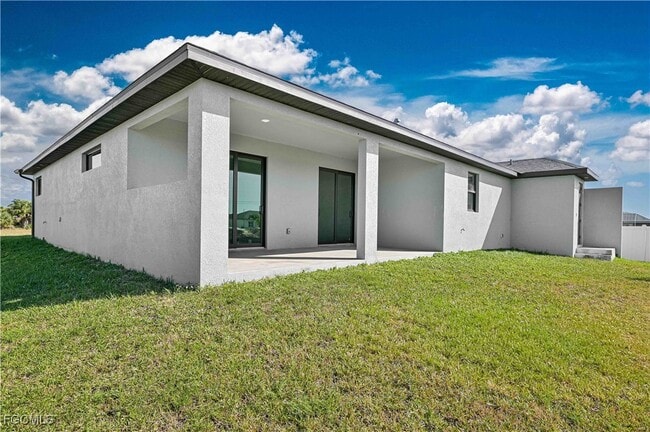 1638 NW 36th Pl in Cape Coral, FL - Building Photo - Building Photo