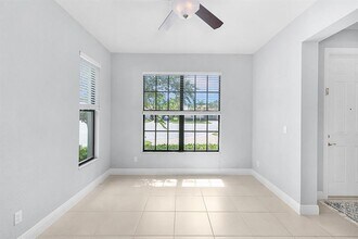 5915 SE Entry Ct in Stuart, FL - Building Photo - Building Photo