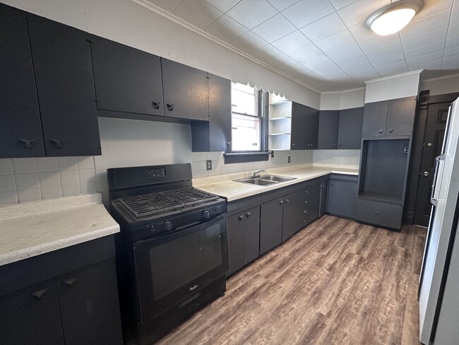 1018 Chandler St in Danville, IL - Foto de edificio - Building Photo