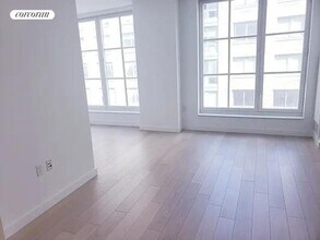 535 W 43rd St in New York, NY - Building Photo - Building Photo