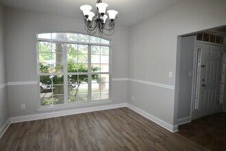 486 Sussex Dr SW in Huntsville, AL - Building Photo - Building Photo