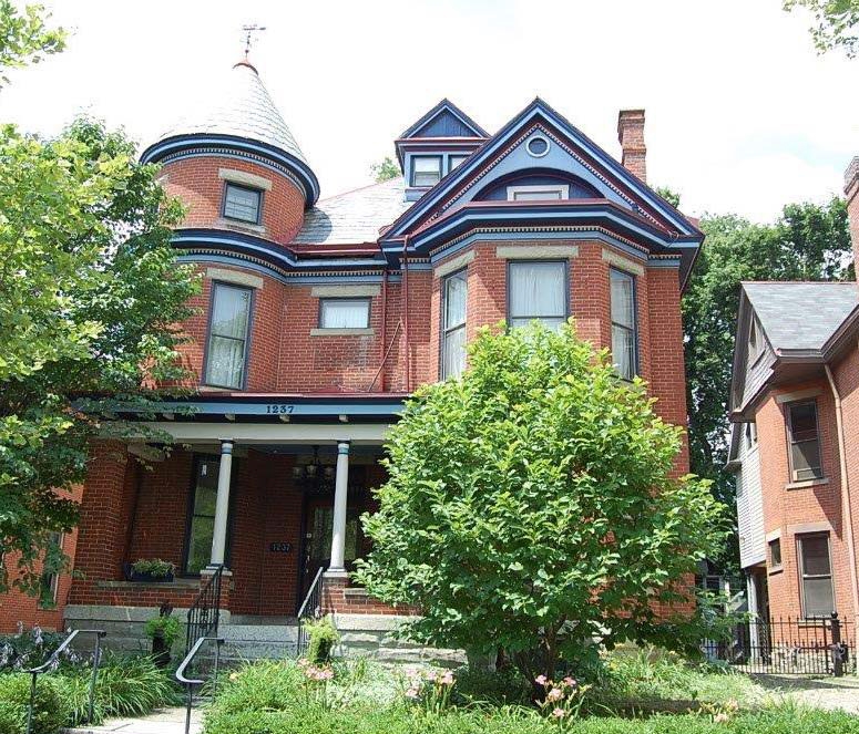 1237 Neil Ave in Columbus, OH - Foto de edificio