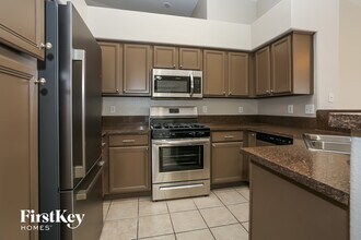 3452 Canter Dr in North Las Vegas, NV - Foto de edificio - Building Photo