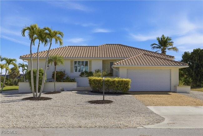 property at 1235 Par View Dr