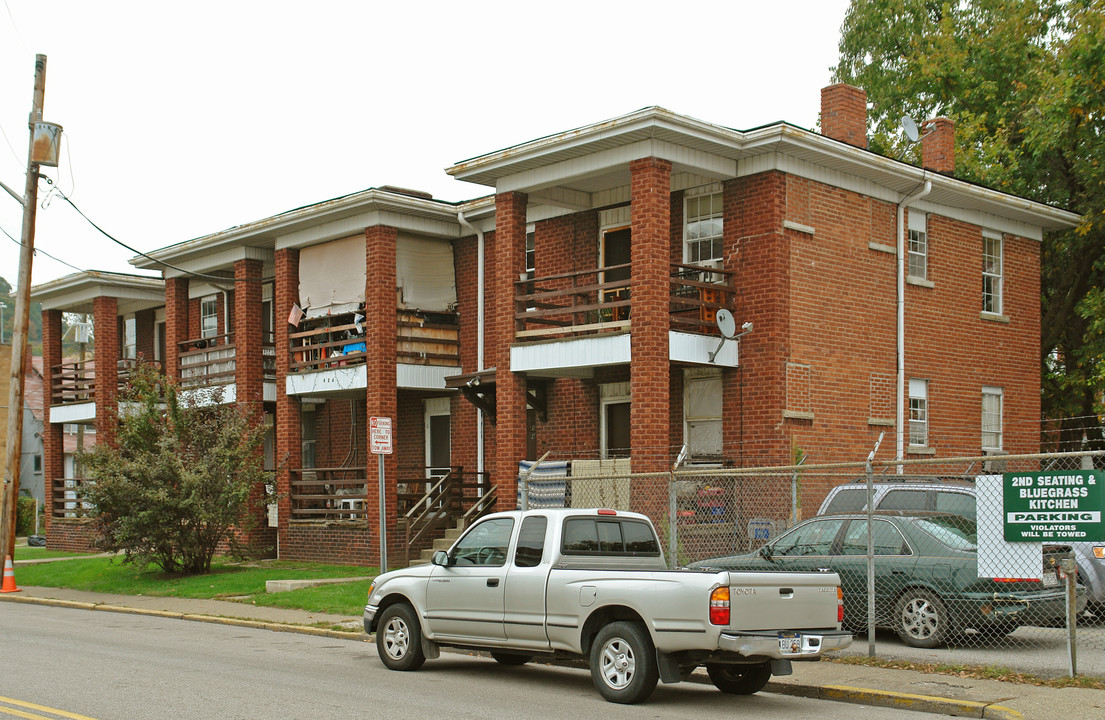 424 Elizabeth St in Charleston, WV - Building Photo