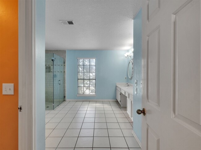 property at 2108 Autumn Cove Dr