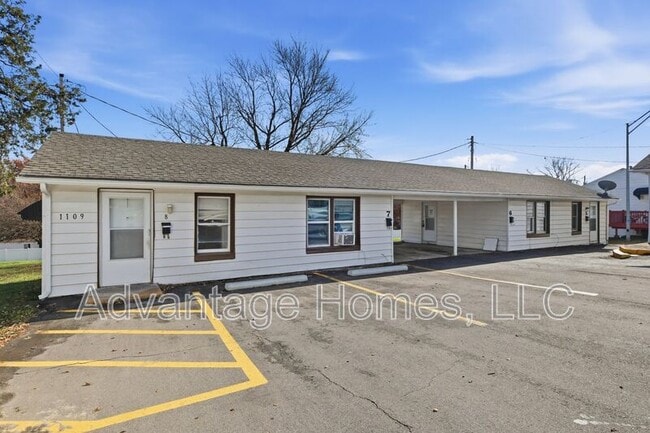 property at 1109 N Scott Ave