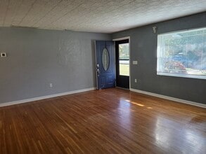 220 Buena Vista St in Debary, FL - Building Photo - Building Photo