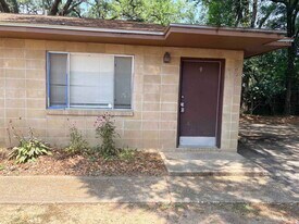 1509 Branch St in Tallahassee, FL - Building Photo