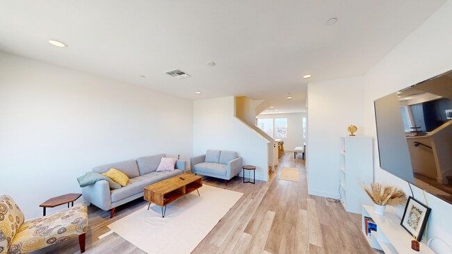 1333 Pullman Way in Oakland, CA - Building Photo - Building Photo