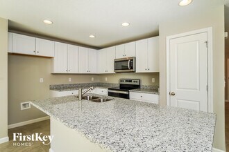 236 Southern Breeze Lp in Winter Haven, FL - Foto de edificio - Building Photo