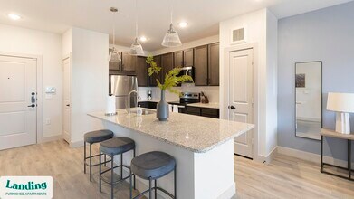 3351 Walton Dr in Corinth, TX - Foto de edificio - Building Photo