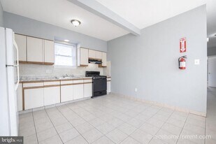 436 Filmore St in Riverside, NJ - Building Photo