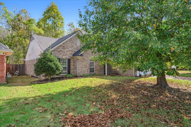 10356 Cottage Oaks Dr in Memphis, TN - Building Photo - Building Photo