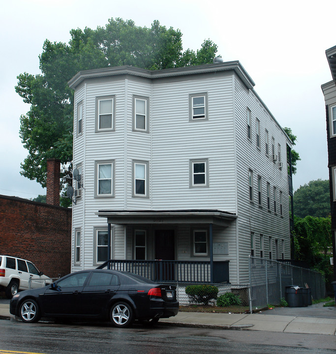 3927 Washington St in Roslindale, MA - Foto de edificio