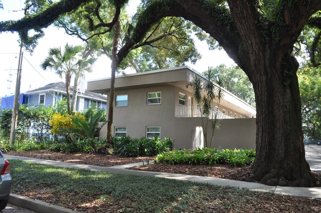 Osceola Flats in Orlando, FL - Building Photo - Building Photo