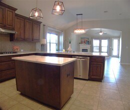 14400 Senia Bend in Bee Cave, TX - Building Photo - Building Photo