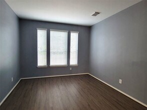 7307 Fall Springs Ln in Humble, TX - Building Photo - Building Photo