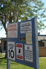 Hesperia Gardens in Hesperia, CA - Foto de edificio - Building Photo