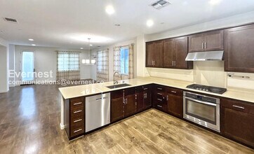 60 Regency Pl in Hayward, CA - Building Photo - Building Photo