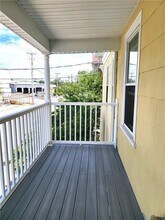 511 Pond St in Woonsocket, RI - Building Photo - Building Photo