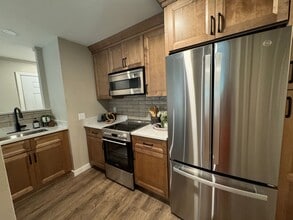 30 Wolf Rd in Lebanon, NH - Building Photo - Building Photo
