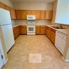 8765 Bamboo Grove in Colorado Springs, CO - Foto de edificio - Building Photo