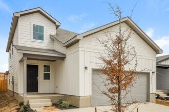 10219 Monte Carmel Pl in Converse, TX - Building Photo - Building Photo