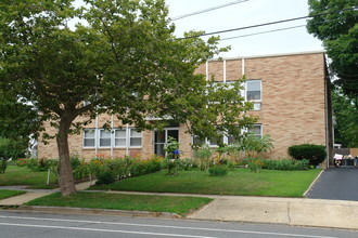 1201 Grand Ave in Asbury Park, NJ - Foto de edificio - Building Photo