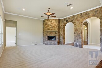 15105 General Williamson Dr in Austin, TX - Building Photo - Building Photo